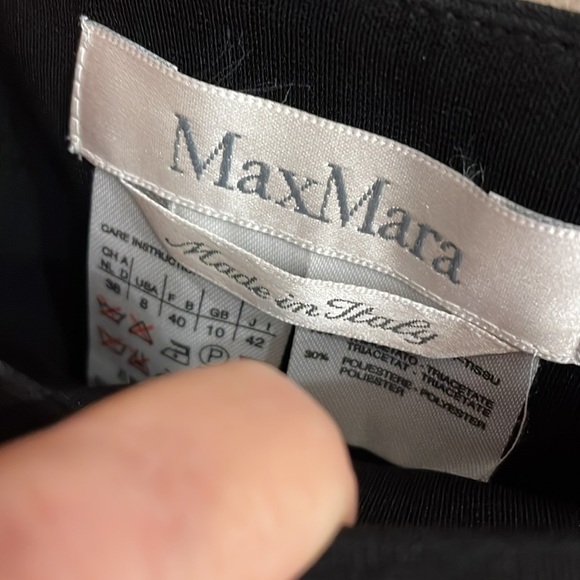 MaxMara MADE IN ITALY black pencil flare skirt side zip / pleated back mid hem 8 - Picture 7 of 14